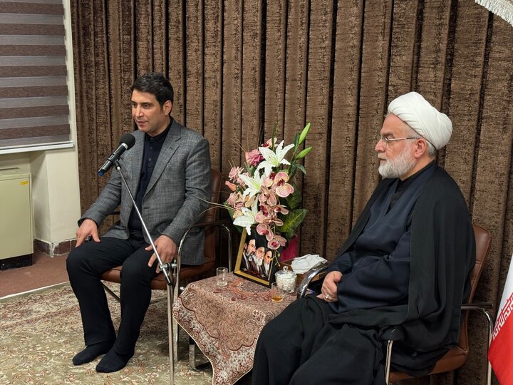 کردستان آماده اعزام هزاران زائر به آیین تشییع رهبر شهید انقلاب کردستان آماده اعزام هزاران زائر به آیین تشییع رهبر شهید انقلاب