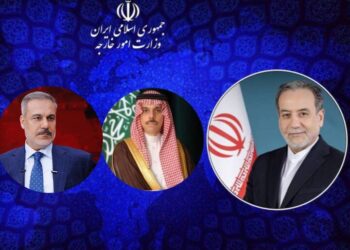 گفتگوی تلفنی وزیر خارجه کشورمان با وزرای امور خارجه ترکیه و عربستان