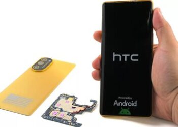 یک کالبدشکافی جنجالی / گوشی ترامپ همان HTC U24 پرو است یک کالبدشکافی جنجالی / گوشی ترامپ همان HTC U24 پرو است