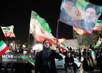 یکصد و بیستمین شب از حضور زنجانی‌ها در میدان دفاع از وطن