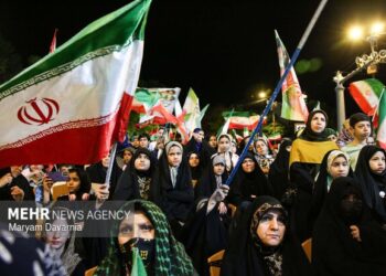 ۱۰۴ شب ایستادگی مردم اسفراین پای آرمان‌های انقلاب اسلامی
