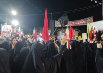 آیین وداع لنگرودی ها با رهبر و قائد شهید امت