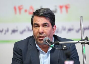 استاندار کرمان: شهرداران درگیر مباحث سیاسی و انتخاباتی نشوند استاندار کرمان: شهرداران درگیر مباحث سیاسی و انتخاباتی نشوند