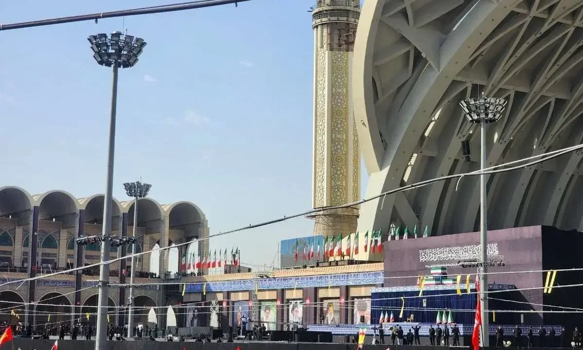 اگر کسی در ازدحام زمین خورد چه کنیم؟