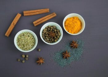 تحلیل بازار جهانی انواع ادویه در سال ۲۰۲۵؛ زعفران همچنان گران ترین ادویه جهان است تحلیل بازار جهانی انواع ادویه در سال ۲۰۲۵؛ زعفران همچنان گران ترین ادویه جهان است