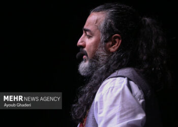 «تفنگ پدری» با صدای پرواز همای منتشر شد «تفنگ پدری» با صدای پرواز همای منتشر شد