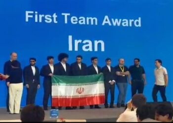 تیم ملی المپیاد ایران در مسابقات بین‌المللی ریاضی چین اول شد
