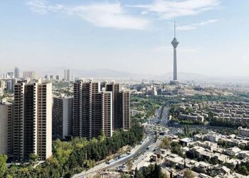 روزهای آرام بازار مسکن| اختلاف نظر بر سر کاهش قیمت آپارتمان