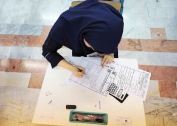 زمان انتشار کارت ورود به جلسه امتحانات نهایی اعلام شد