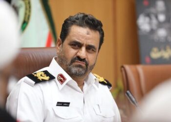 هشدار پلیس به شرکت‌کنندگان در مراسم / پارکینگ‌های اطراف مصلی دیگر ظرفیت ندارند