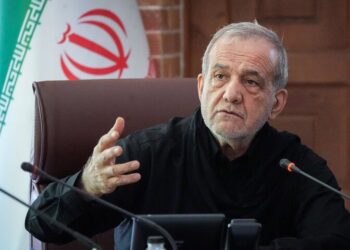پزشکیان: هرگونه تعهد جدید برای حوزه سلامت باید دارای پشتوانه مالی باشد