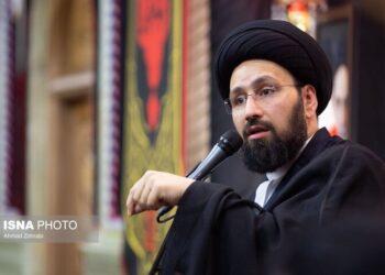 چرا سخنرانی «سید علی خمینی» در مجلس ترحیم رهبر شهید انقلاب مهم است؟