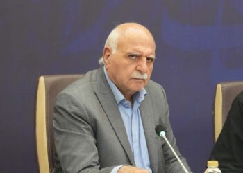 گلایه اتاق اصناف از فشار مالیاتی/ نودهفراهانی: اصناف توان پرداخت مالیات سال گذشته را ندارند گلایه اتاق اصناف از فشار مالیاتی/ نودهفراهانی: اصناف توان پرداخت مالیات سال گذشته را ندارند