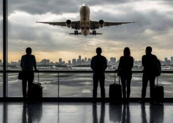 حمله دشمن به فرودگاه ایرانشهر ۳ همت خسارت برجا گذاشت