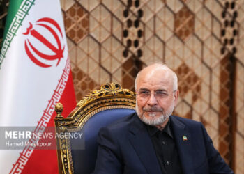 پیام تبریک رئیس مجلس  به دریادار عظمایی