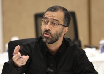 گودرزی: نباید دوقطبی کاذب صلح و جنگ ایجاد شود