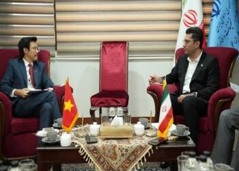 آمادگی ایران برای پذیرش دانشجویان ویتنامی