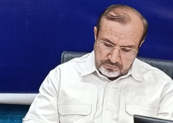 انتقاد علی حدادی از افزایش هزینه آب و برق
