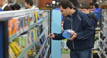 بازگشت طوفانی CD به بازار موسیقی جهان! / وقتی نسل Z تسلیم نوستالژی می‌شود