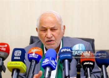 جولایی: پول‌های مشکوک را برای آزادی زندانیان نمی‌پذیریم