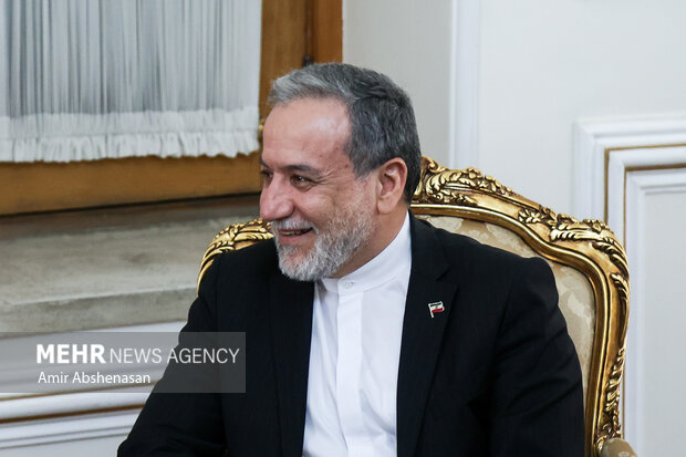 عراقچی با وزیر امور خارجه قطر در نیویورک دیدار کرد عراقچی با وزیر امور خارجه قطر در نیویورک دیدار کرد