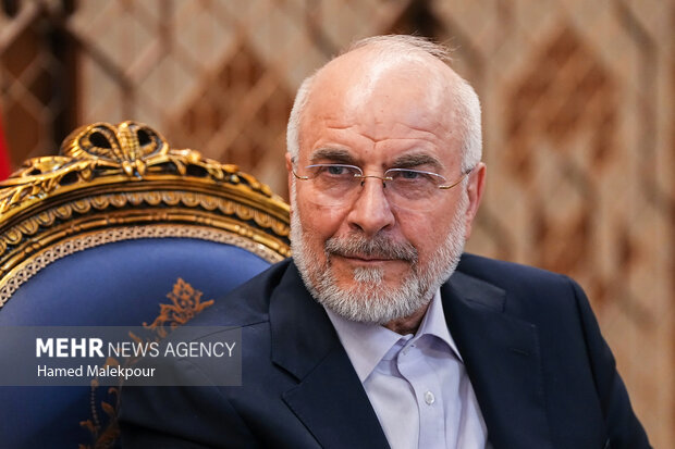 قالیباف: قیمت نفت اثبات کننده دروغ‌های بنگاه فریب‌کاری آمریکاست