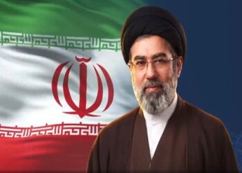 قدرت برآمده از دانش همراه با تقوا، سپری در برابر توحش نظام سلطه است
