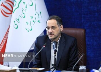 نگاهداری: اراده ملی خودمان را به رخ دنیا و دشمنان کشیدیم