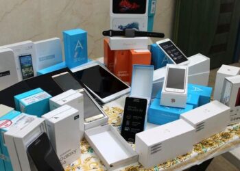 پیگیری رفع مشکل «کد ساتا» گوشی‌های موجود در انبار