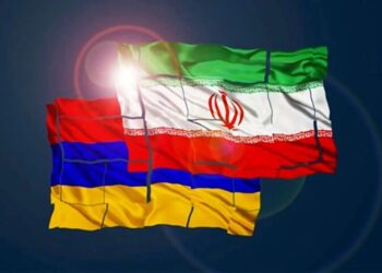 گمرک ایران و ارمنستان پروتکل «کریدور سبز» را امضا کردند گمرک ایران و ارمنستان پروتکل «کریدور سبز» را امضا کردند