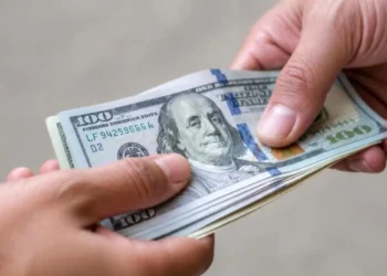 با کارت ملی دلار بگیرید+ جزئیات و اطلاعات