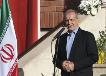پزشکیان: ایران در آستانه یکی از مهمترین تحولات جمعیتی خود قرار دارد